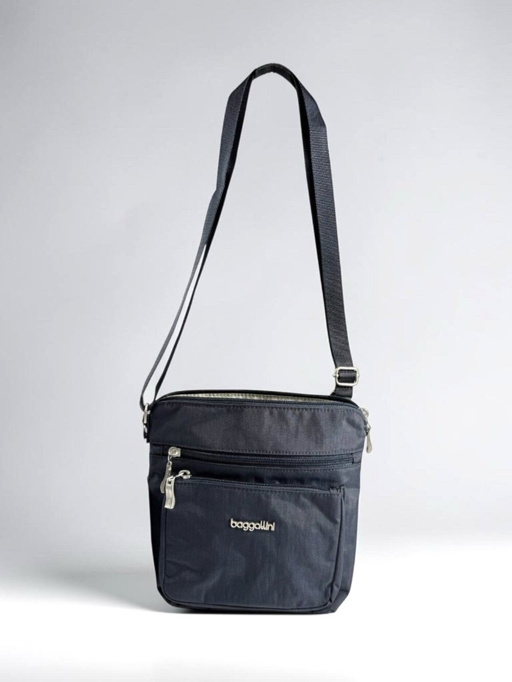 NEW Baggallini RFID Nylon Pocket Lightweight Travel Crossbody w/Pouch Bag Navy